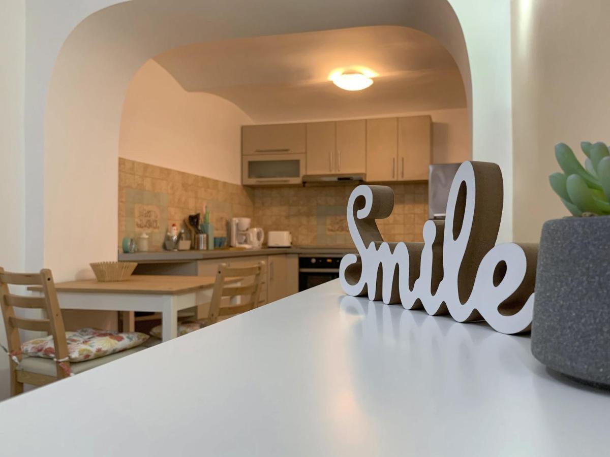 Casa Carol Apartment บราชอฟ ภายนอก รูปภาพ